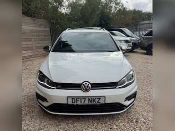 Used Volkswagen Golf 2017 for sale - 75890795: Photo