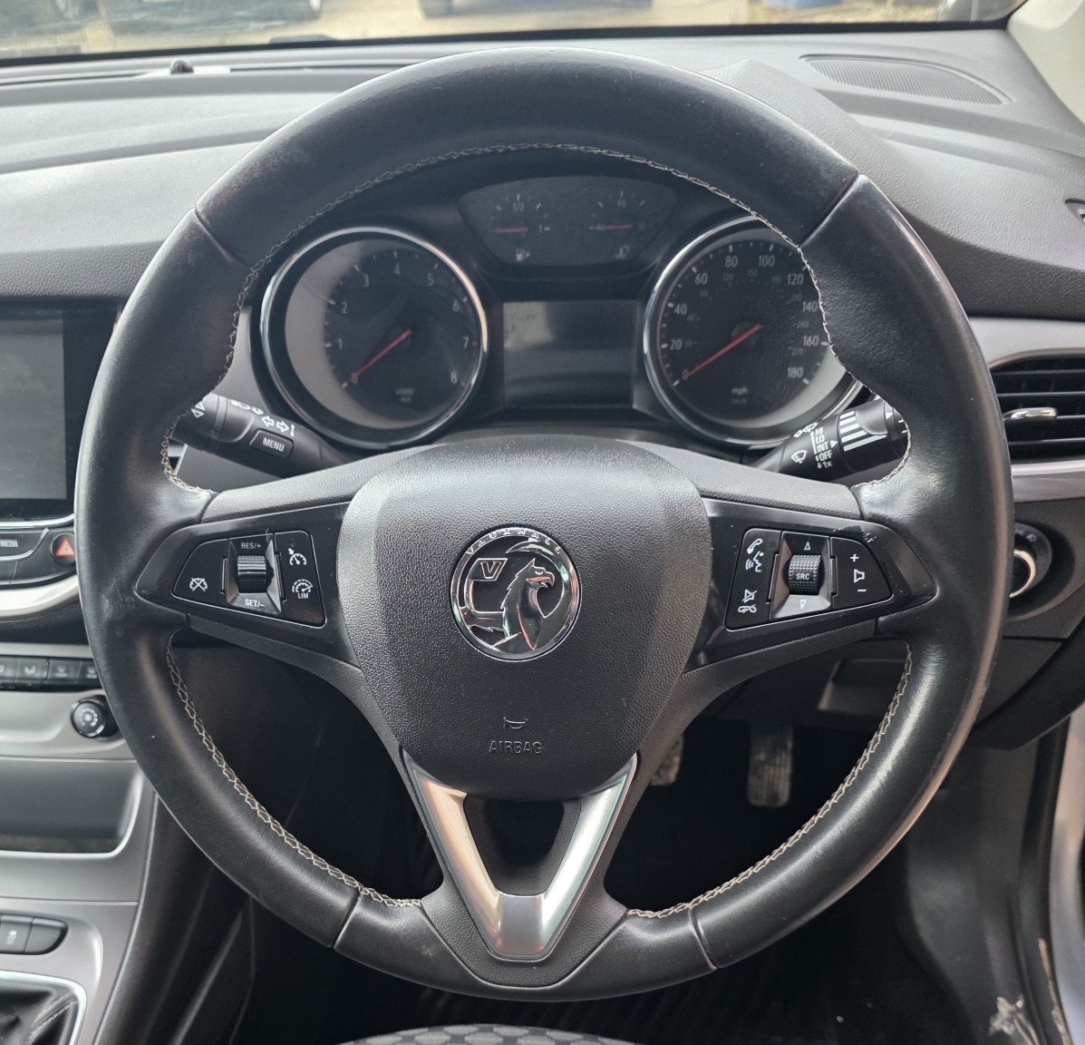 Used Vauxhall Astra 2018 for sale - 77603340: Photo 5