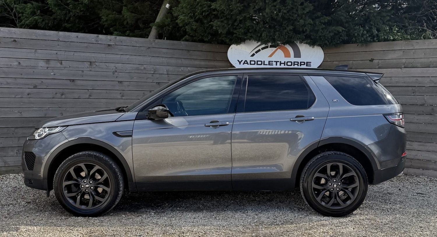 Used Land Rover Discovery Sport 2019 for sale - 78018346: Photo 2