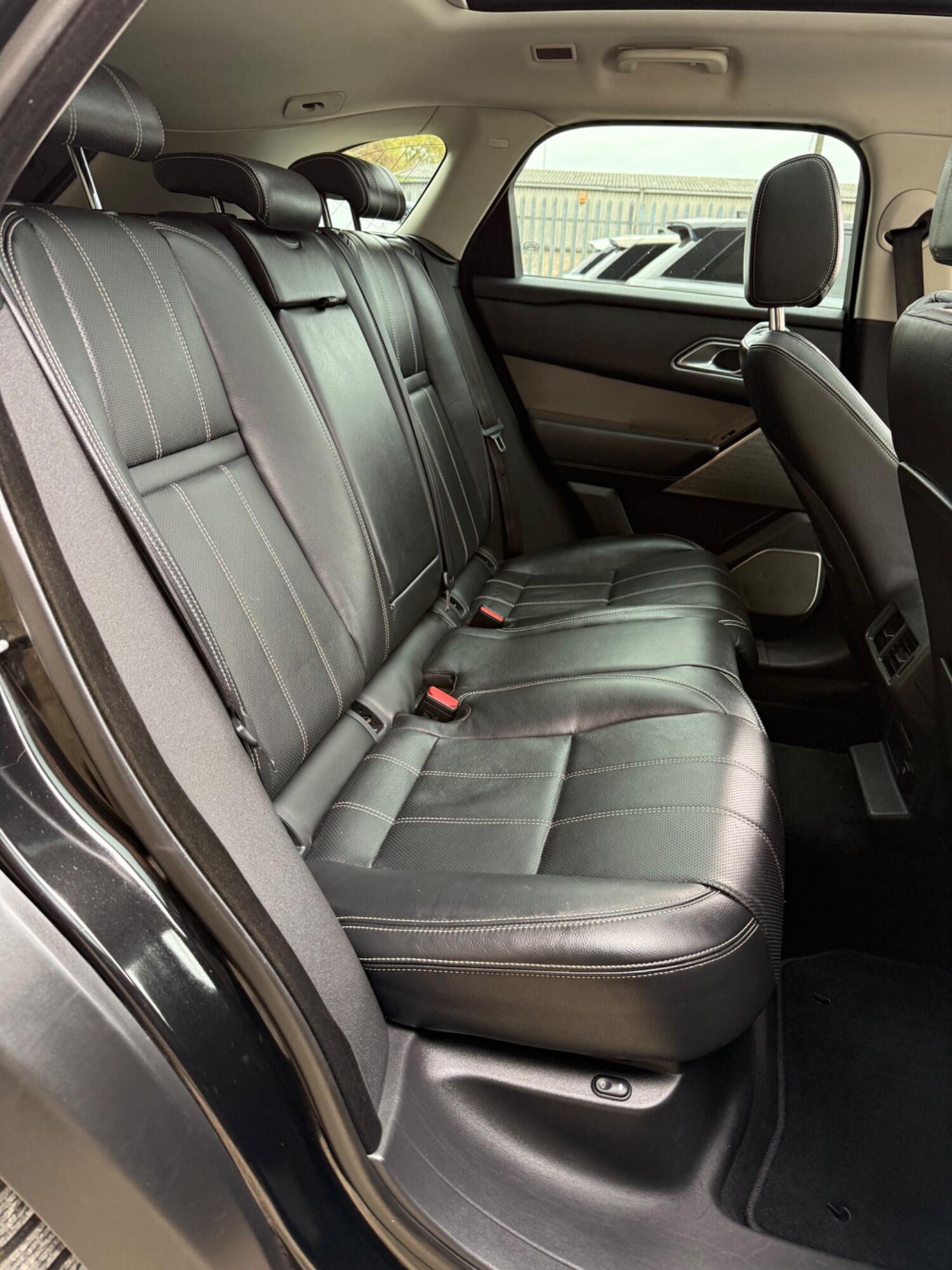 Used Land Rover Range Rover Velar 2018 for sale - 77395181: Photo 12