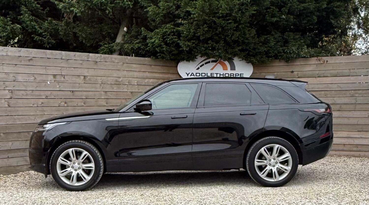 Used Land Rover Range Rover Velar 2018 for sale - 77395181: Photo 2