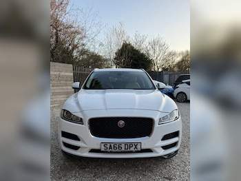 Used Jaguar F-Pace 2016 for sale - 78553481: Photo