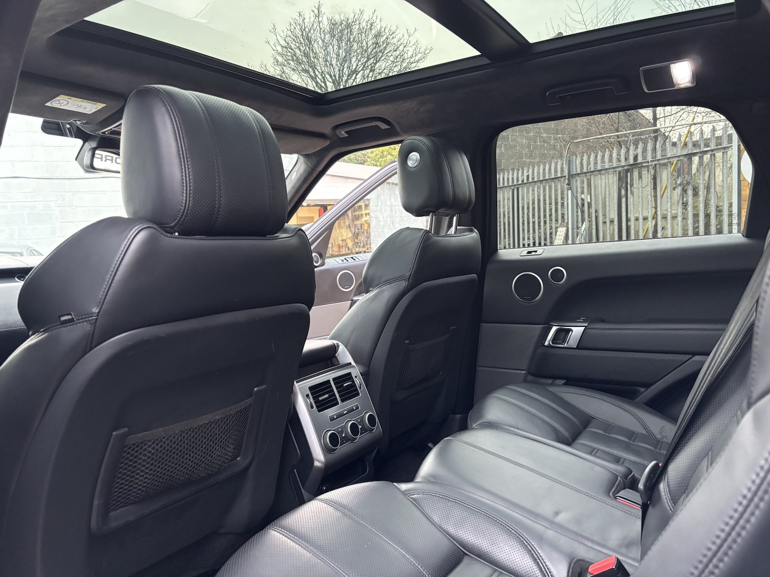 Used Land Rover Range Rover Sport 2016 for sale - 77319807: Photo 17