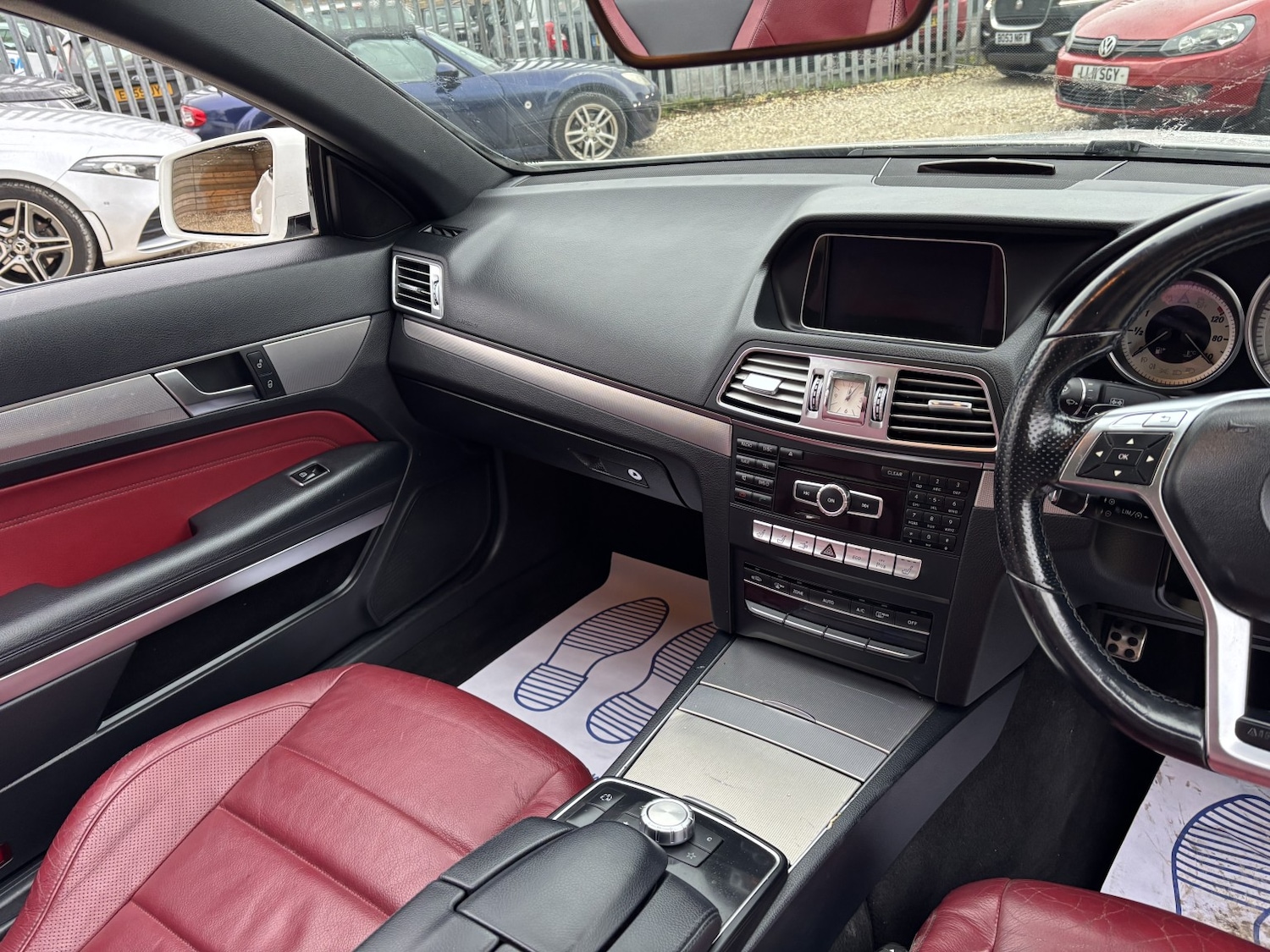 Used Mercedes-Benz E Class 2014 for sale - 77400072: Photo 8