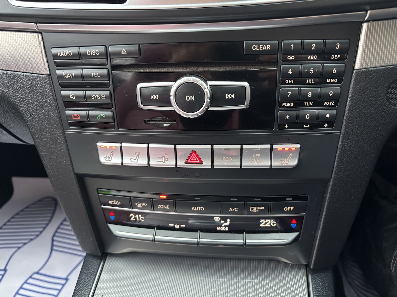 Used Mercedes-Benz E Class 2014 for sale - 77400072: Photo 9