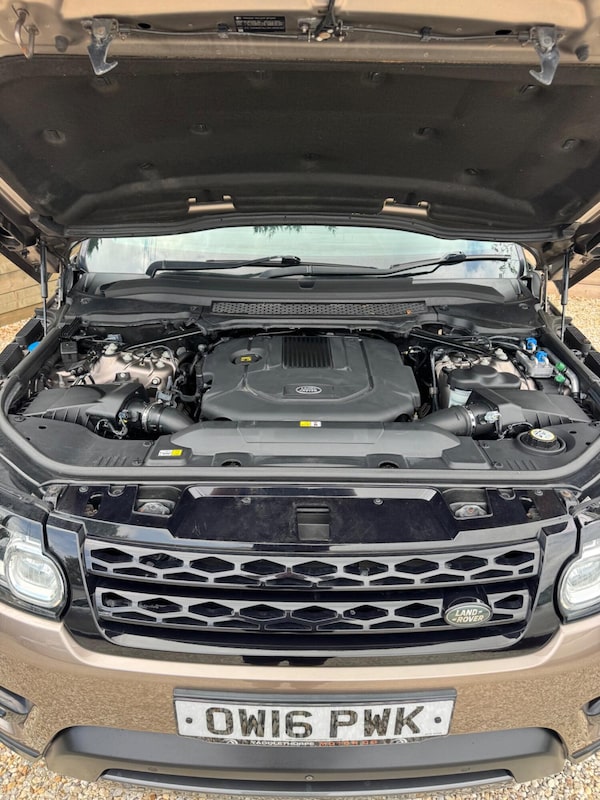 Used Land Rover Range Rover Sport 2016 for sale - 75664561: Photo 10