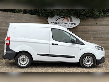 Used Ford Transit Courier 2020 for sale - 78286333: Photo
