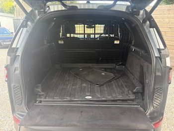 Used Land Rover Discovery 2020 for sale - 75981997: Photo