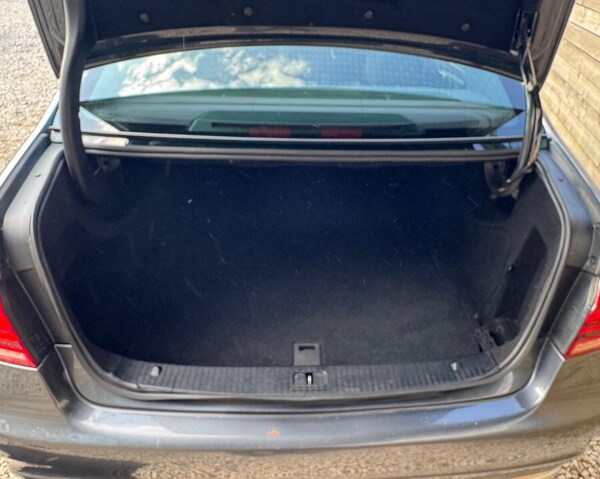 Used Mercedes-Benz E Class 2014 for sale - 75664364: Photo 4