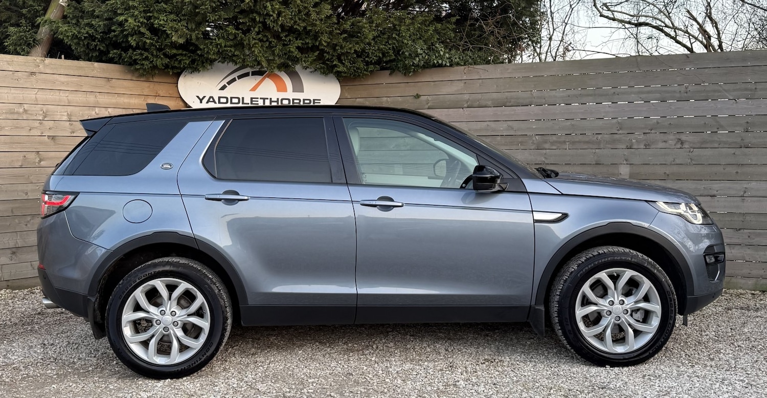 Used Land Rover Discovery Sport 2017 for sale - 77749962: Photo 2