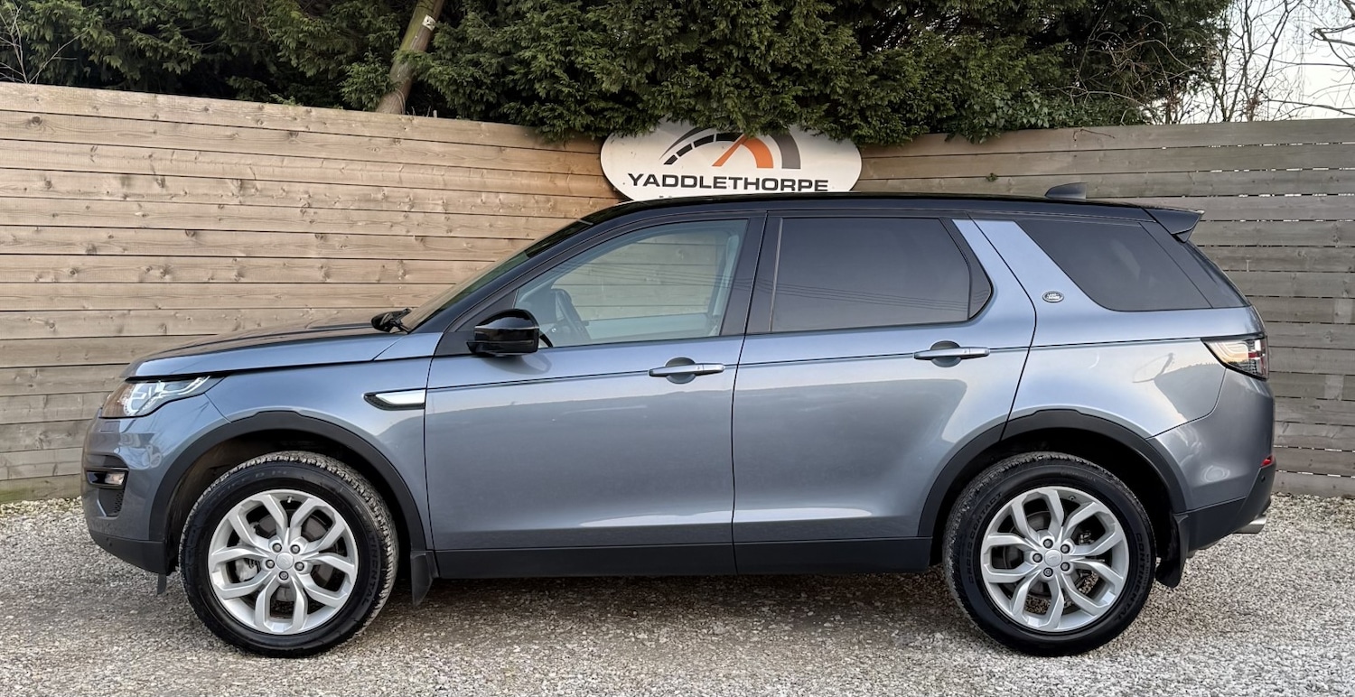 Used Land Rover Discovery Sport 2017 for sale - 77749962: Photo 3