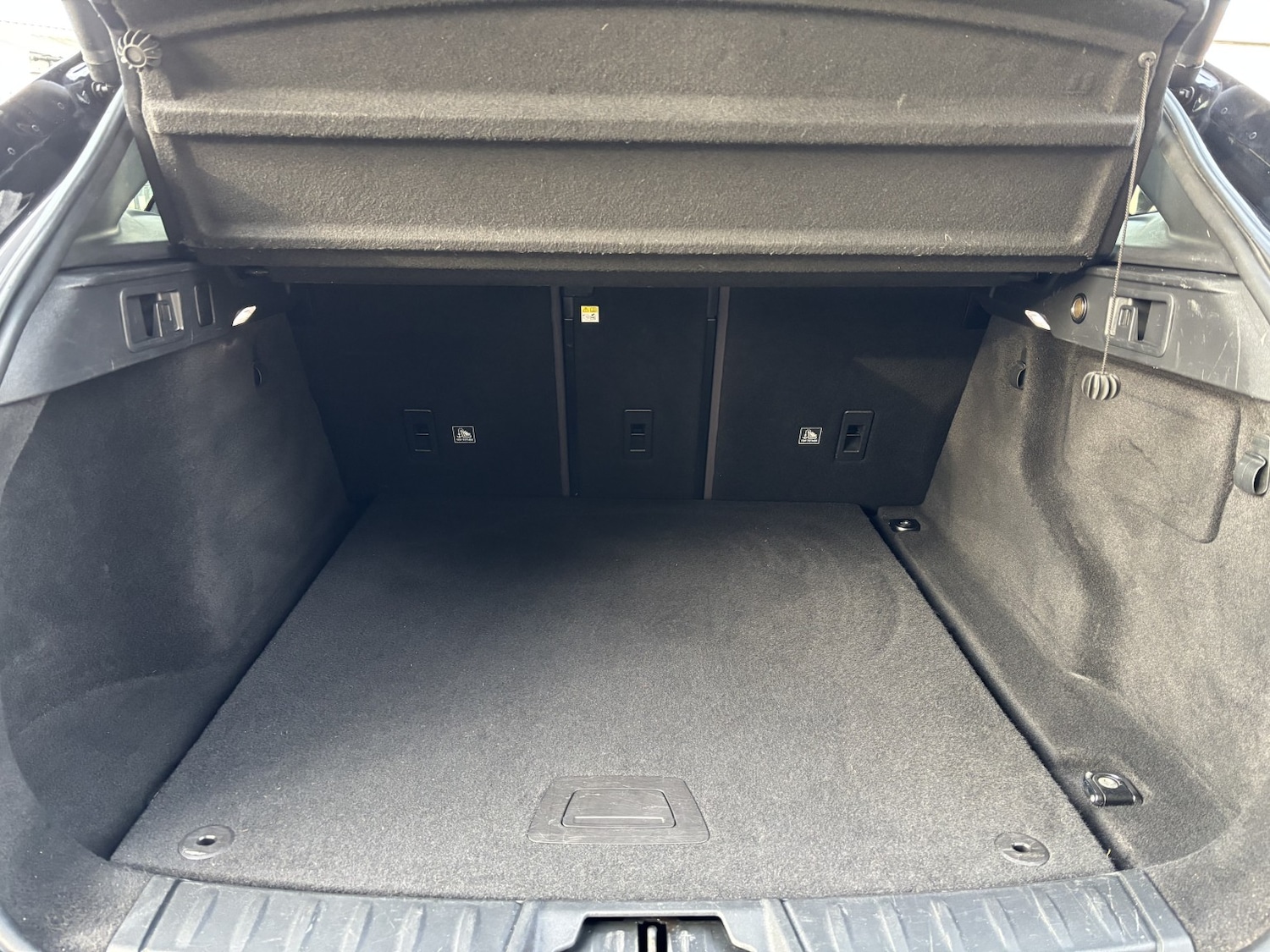 Used Jaguar F-Pace 2017 for sale - 77319806: Photo 20