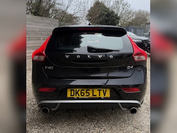 Used Volvo V40 2015 for sale - 77277437: Photo