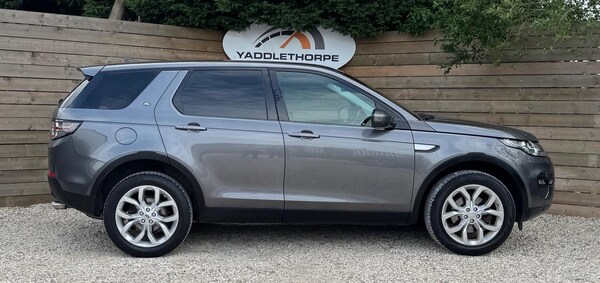 Used Land Rover Discovery Sport 2015 for sale - 75664443: Photo 3