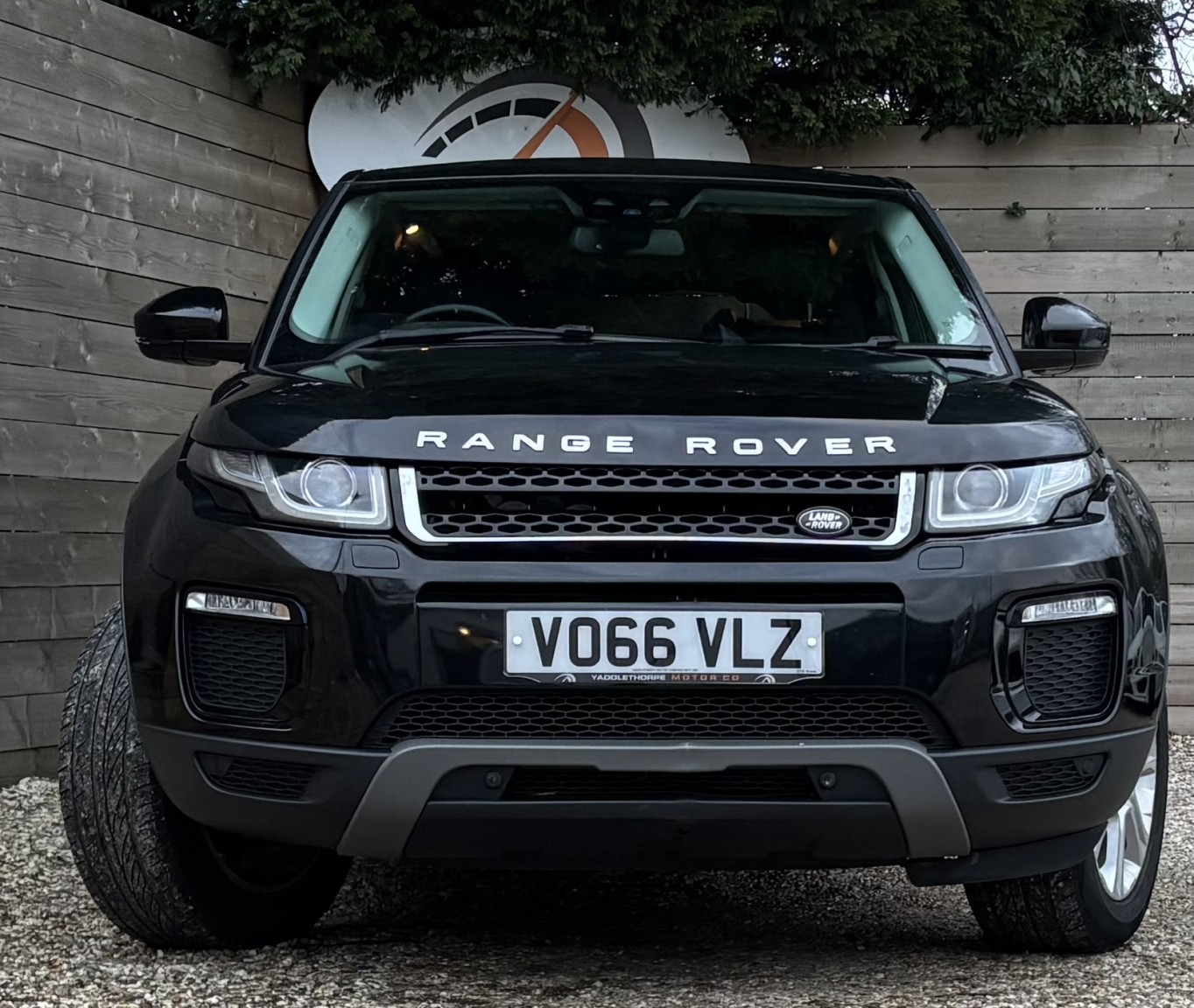 Used Land Rover Range Rover Evoque 2016 for sale - 76911099: Photo 2