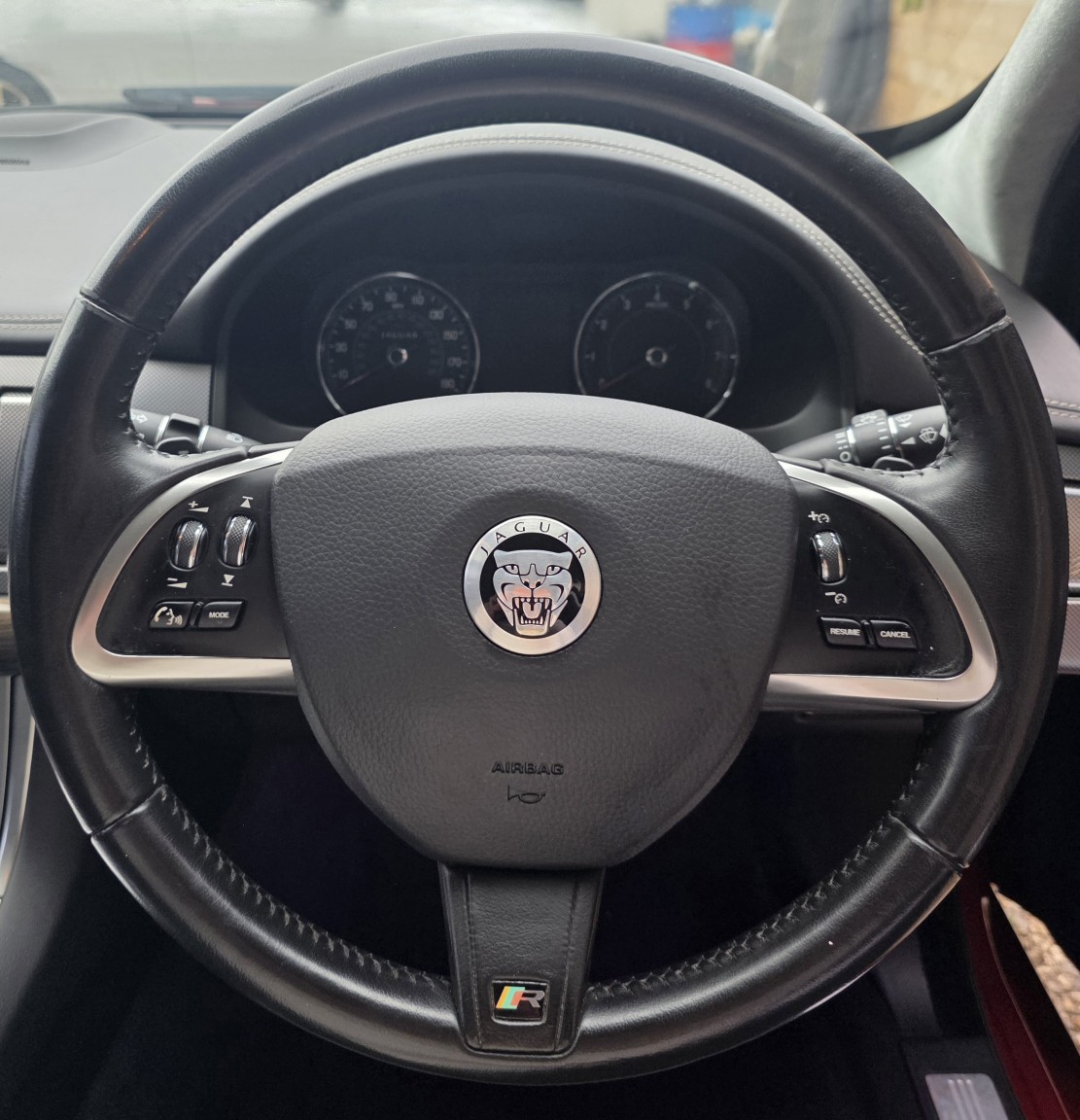 Used Jaguar XF 2012 for sale - 77494684: Photo 2