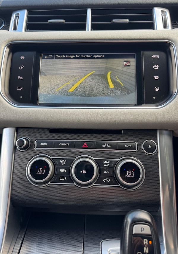 Used Land Rover Range Rover Sport 2016 for sale - 75621135: Photo 11