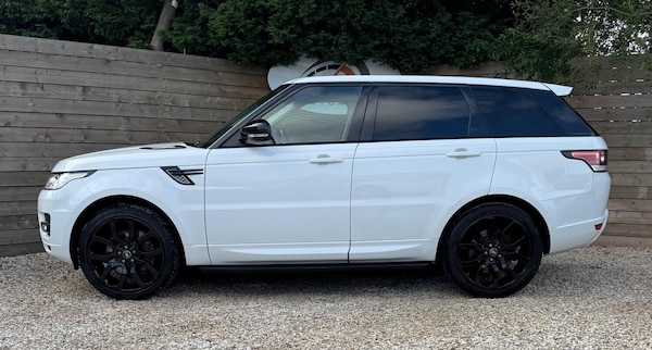Used Land Rover Range Rover Sport 2016 for sale - 75621135: Photo 2