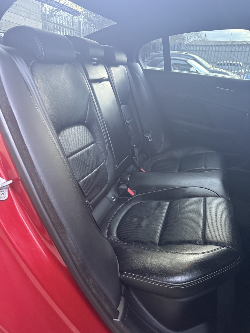 Used Jaguar XE 2016 for sale - 77662264: Photo 6