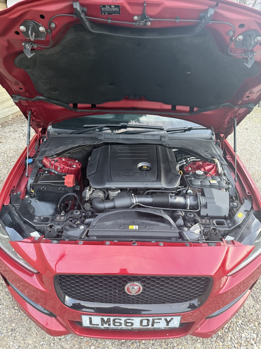 Used Jaguar XE 2016 for sale - 77662264: Photo 8