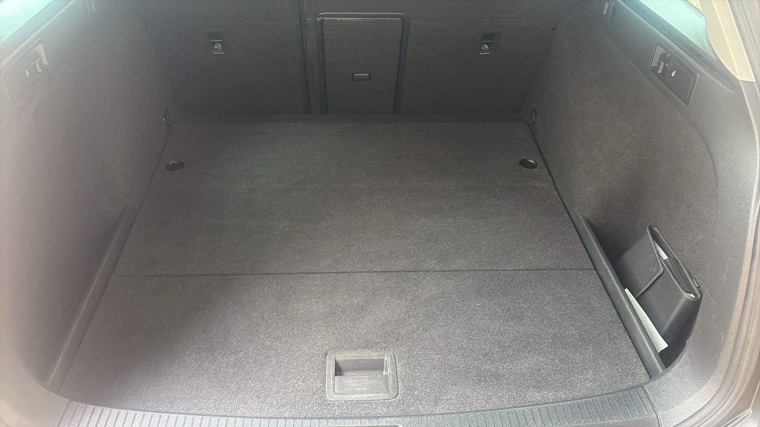 Used Volkswagen Golf 2019 for sale - 76268488: Photo 10