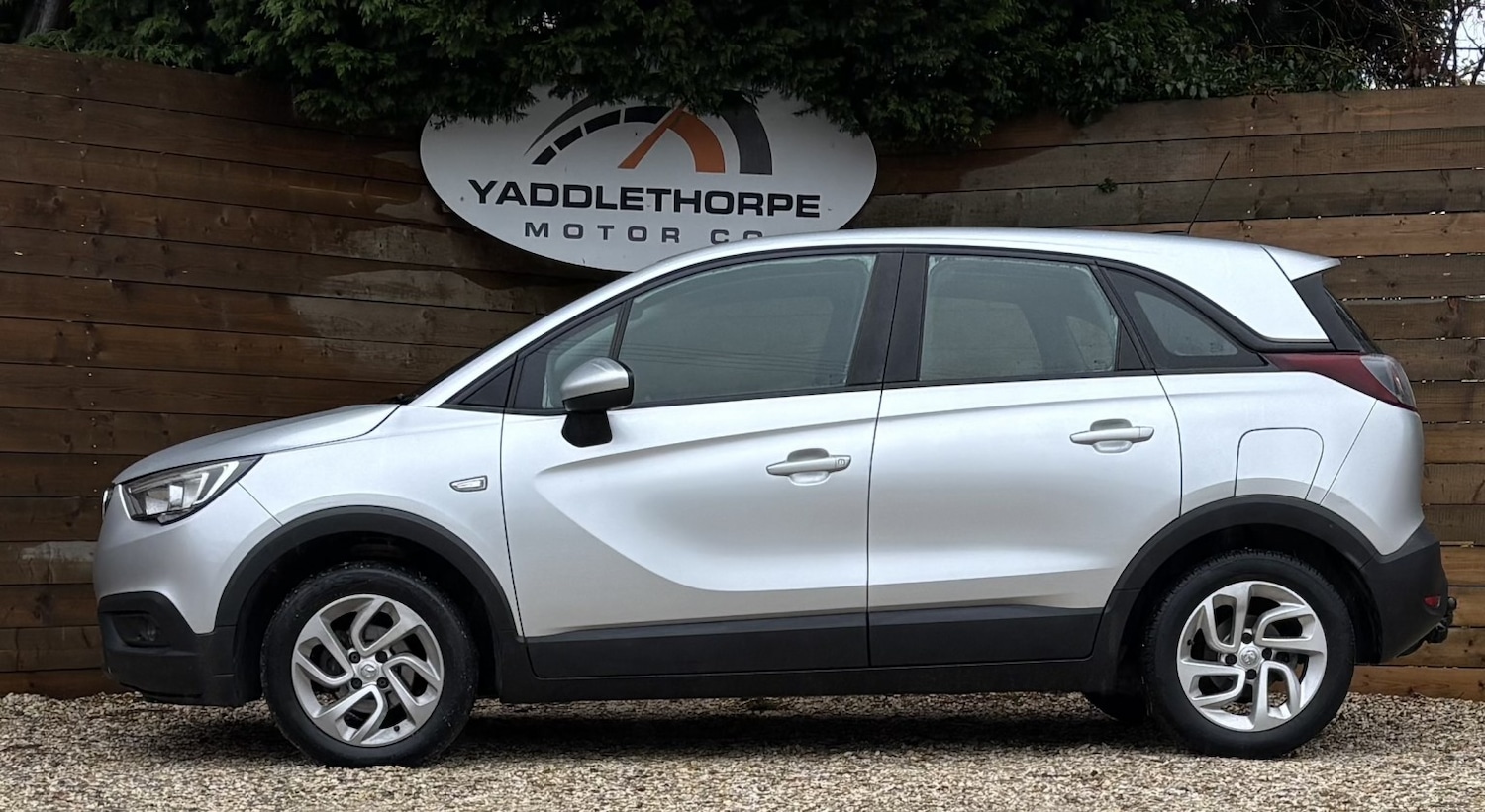 Used Vauxhall Crossland X 2018 for sale - 76941804: Photo 3