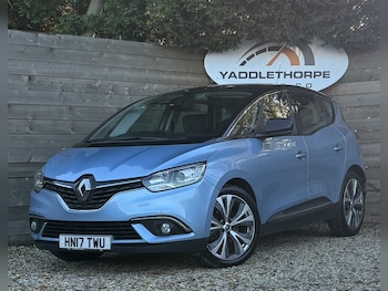 Used Renault Scenic 2017 for sale - 76571223: Photo