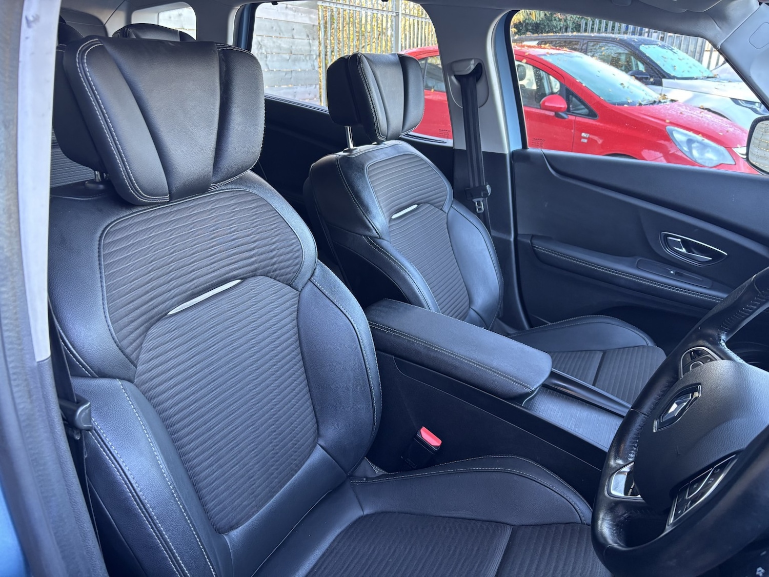 Used Renault Scenic 2017 for sale - 76571223: Photo 4