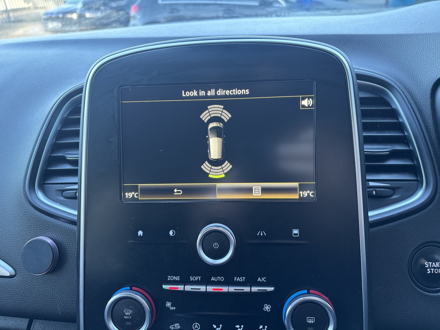 Used Renault Scenic 2017 for sale - 76571223: Photo 6