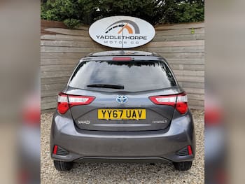 Used Toyota Yaris 2018 for sale - 79672806: Photo