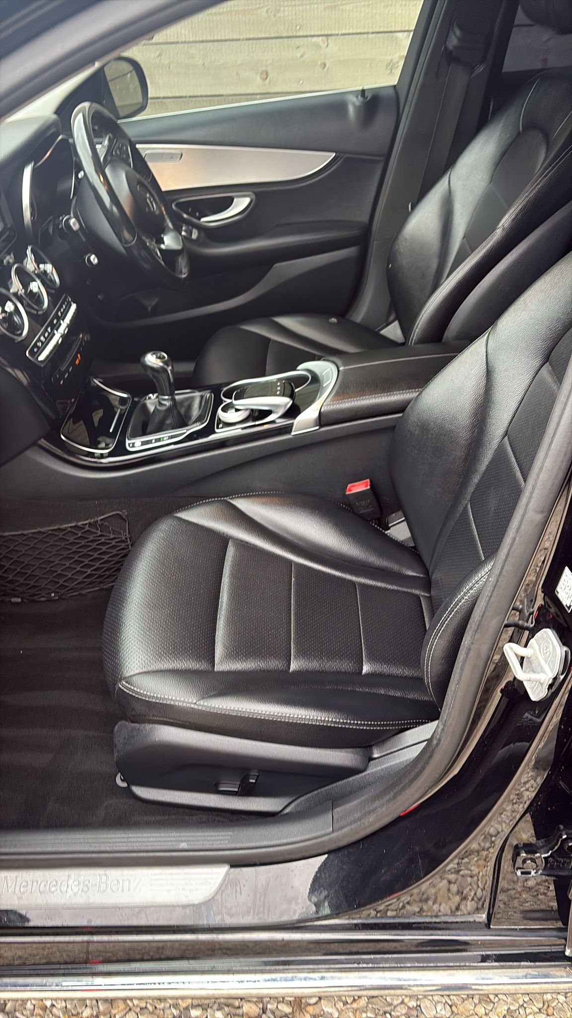 Used Mercedes-Benz C Class 2014 for sale - 76268592: Photo 4