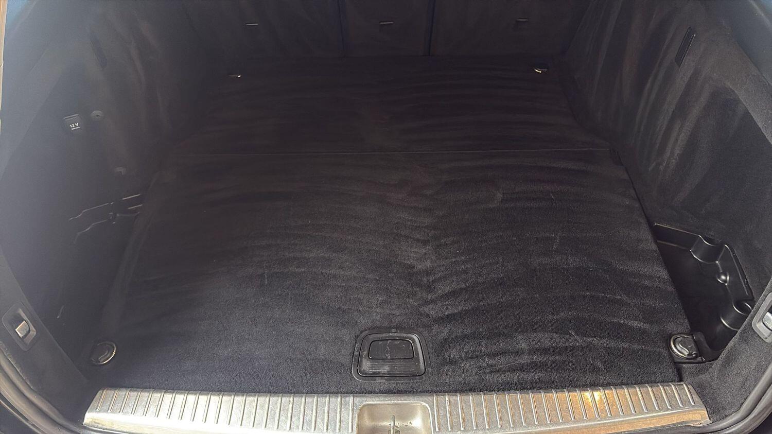 Used Mercedes-Benz C Class 2014 for sale - 76268592: Photo 8