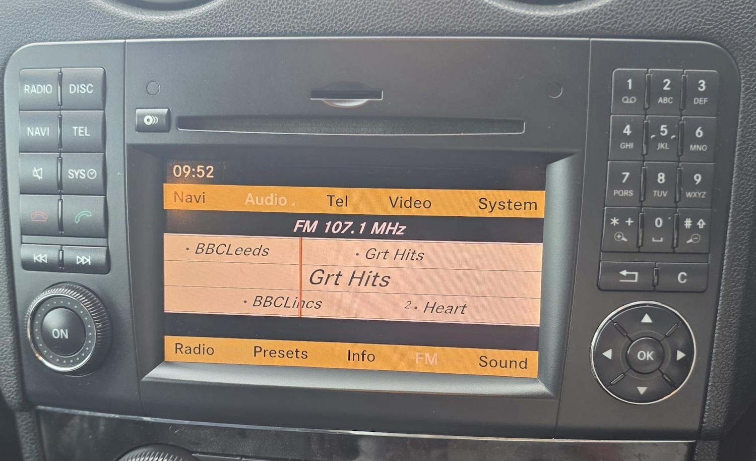 Used Mercedes-Benz M Class 2010 for sale - 77483664: Photo 11