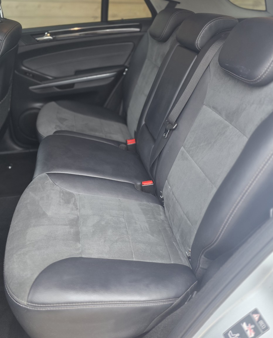 Used Mercedes-Benz M Class 2010 for sale - 77483664: Photo 4