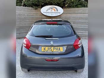 Used Peugeot 208 2015 for sale - 79216209: Photo