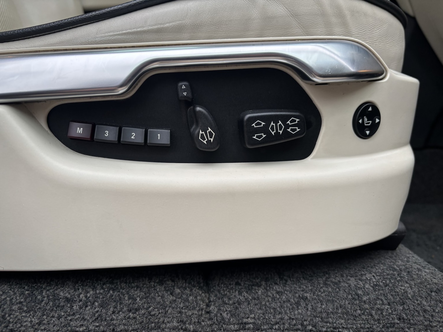 Used Land Rover Range Rover 2012 for sale - 76748242: Photo 11