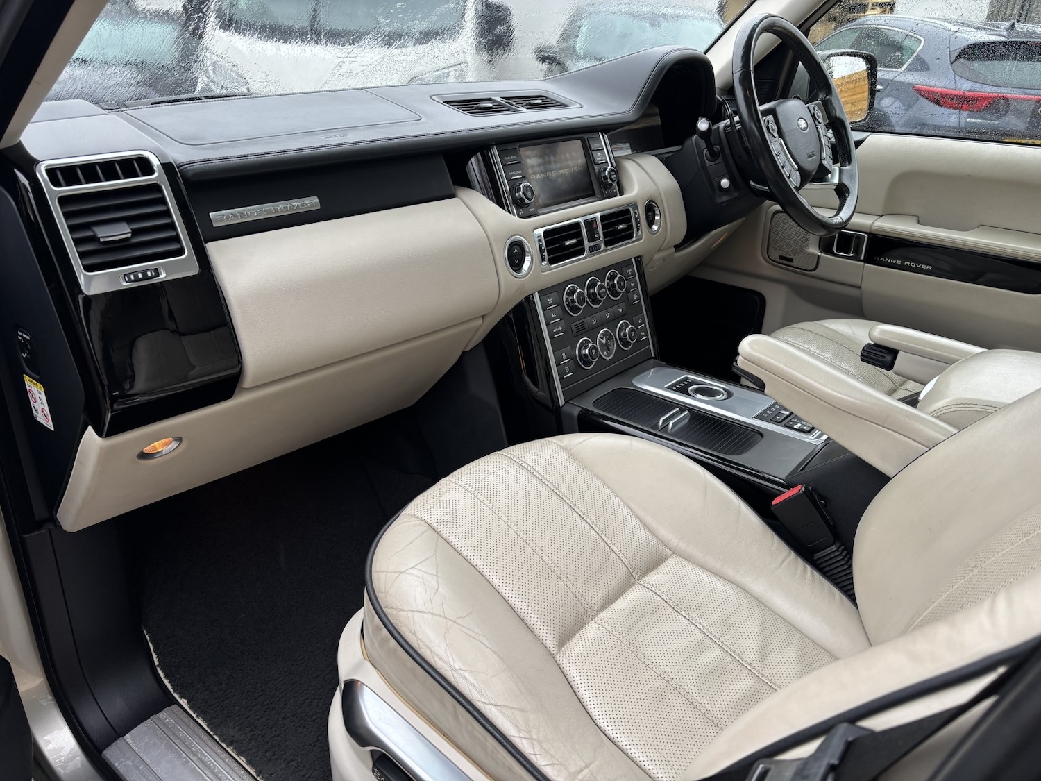 Used Land Rover Range Rover 2012 for sale - 76748242: Photo 12