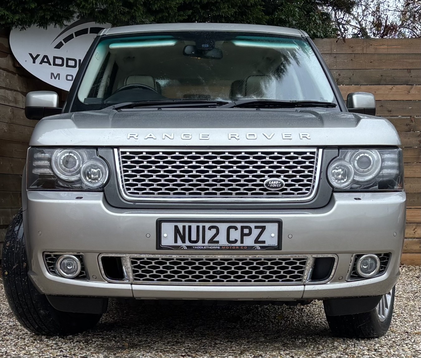 Used Land Rover Range Rover 2012 for sale - 76748242: Photo 2