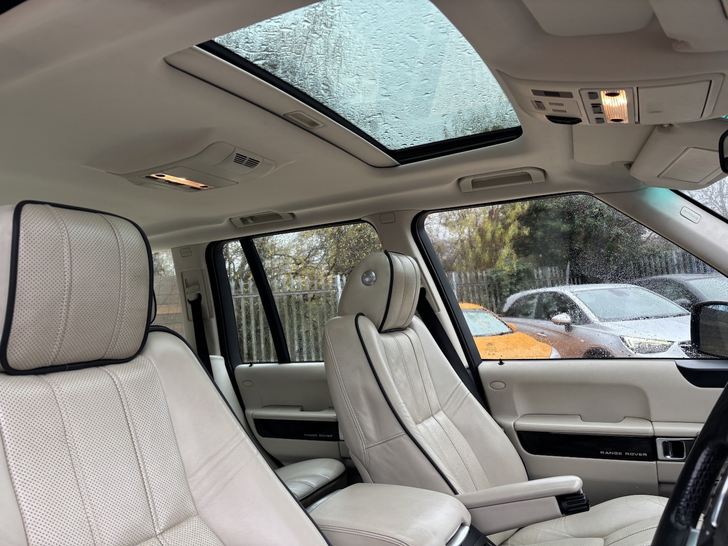 Used Land Rover Range Rover 2012 for sale - 76748242: Photo 8