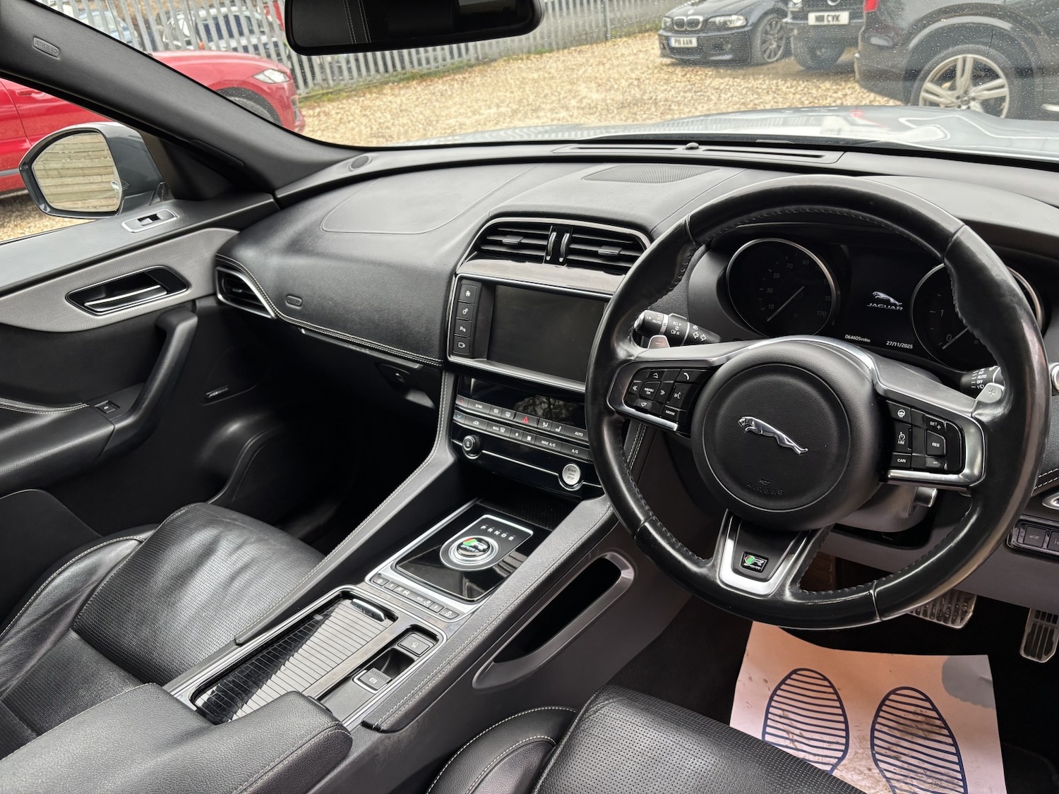 Used Jaguar F-Pace 2018 for sale - 76748269: Photo 16