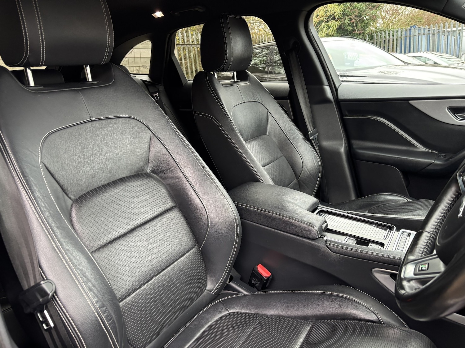 Used Jaguar F-Pace 2018 for sale - 76748269: Photo 17