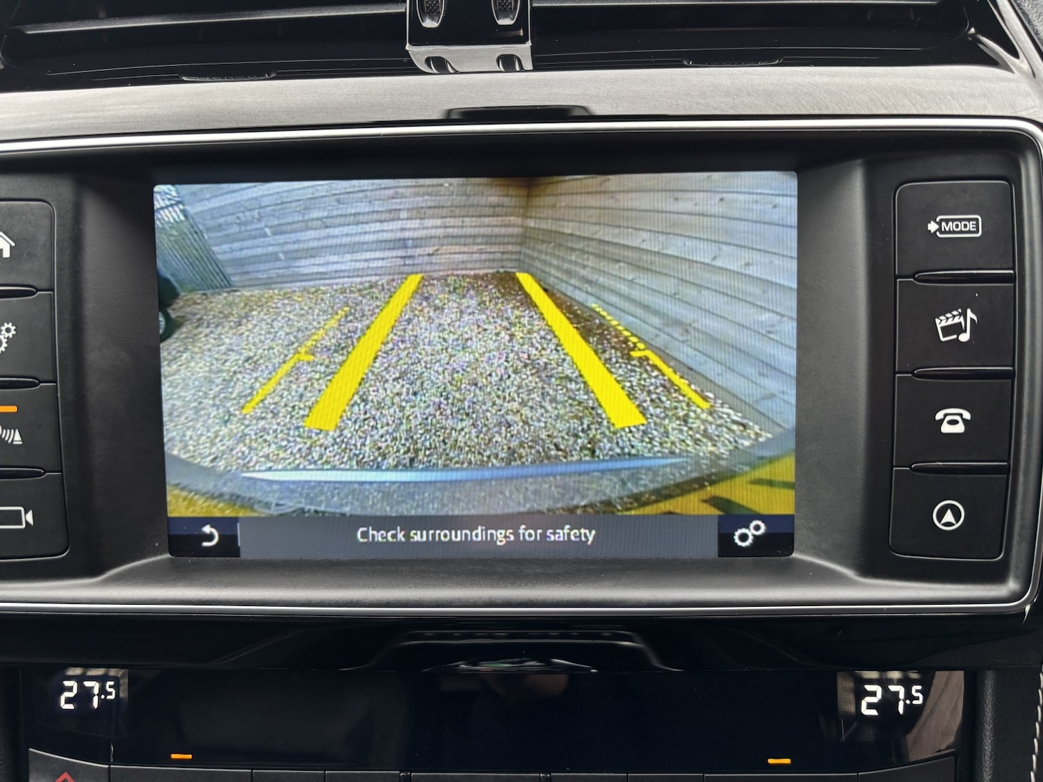 Used Jaguar F-Pace 2018 for sale - 76748269: Photo 23