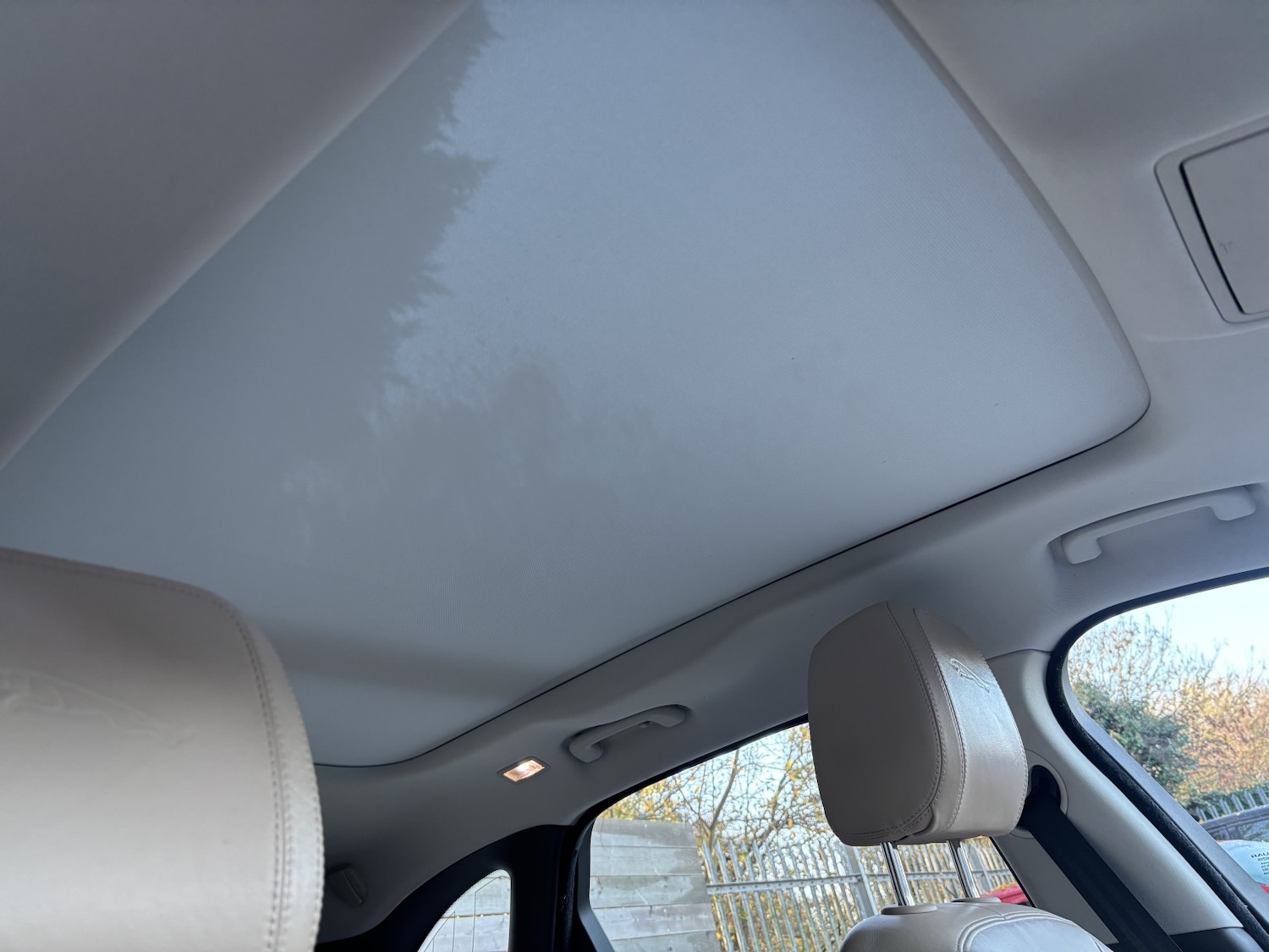 Used Jaguar F-Pace 2017 for sale - 76571170: Photo 18