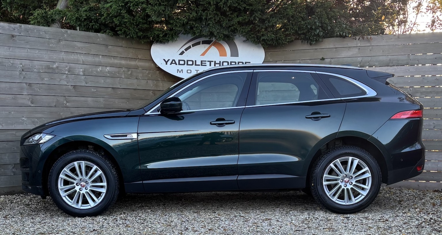 Used Jaguar F-Pace 2017 for sale - 76571170: Photo 3