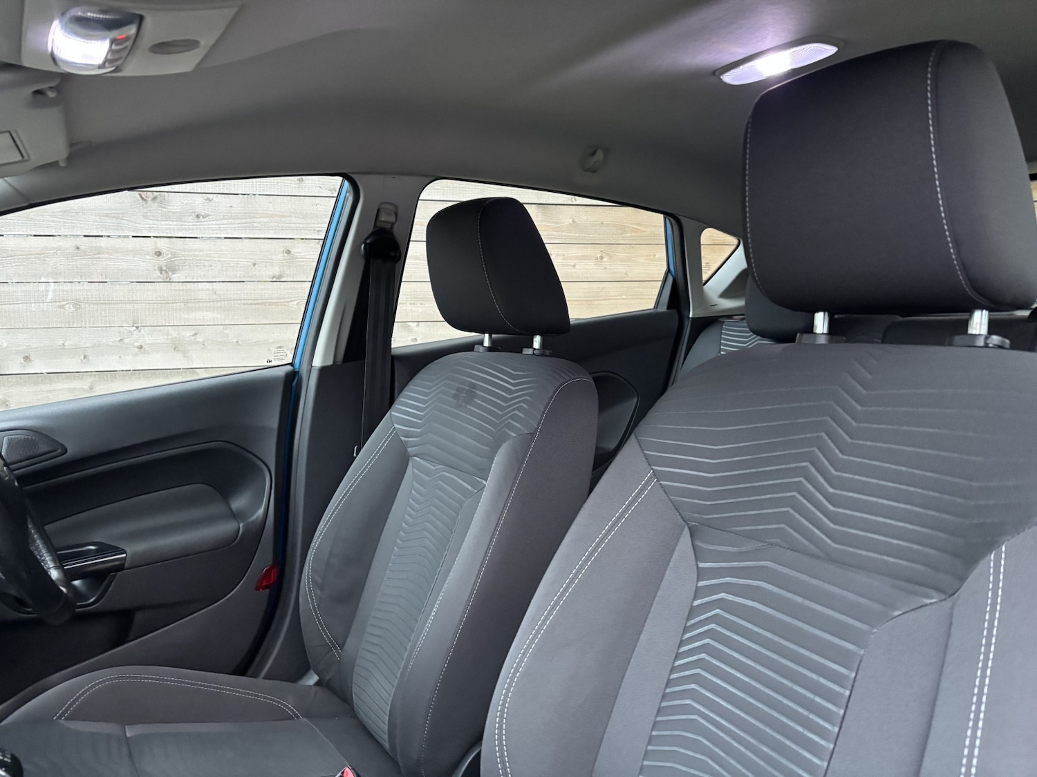 Used Ford Fiesta 2014 for sale - 76904685: Photo 11