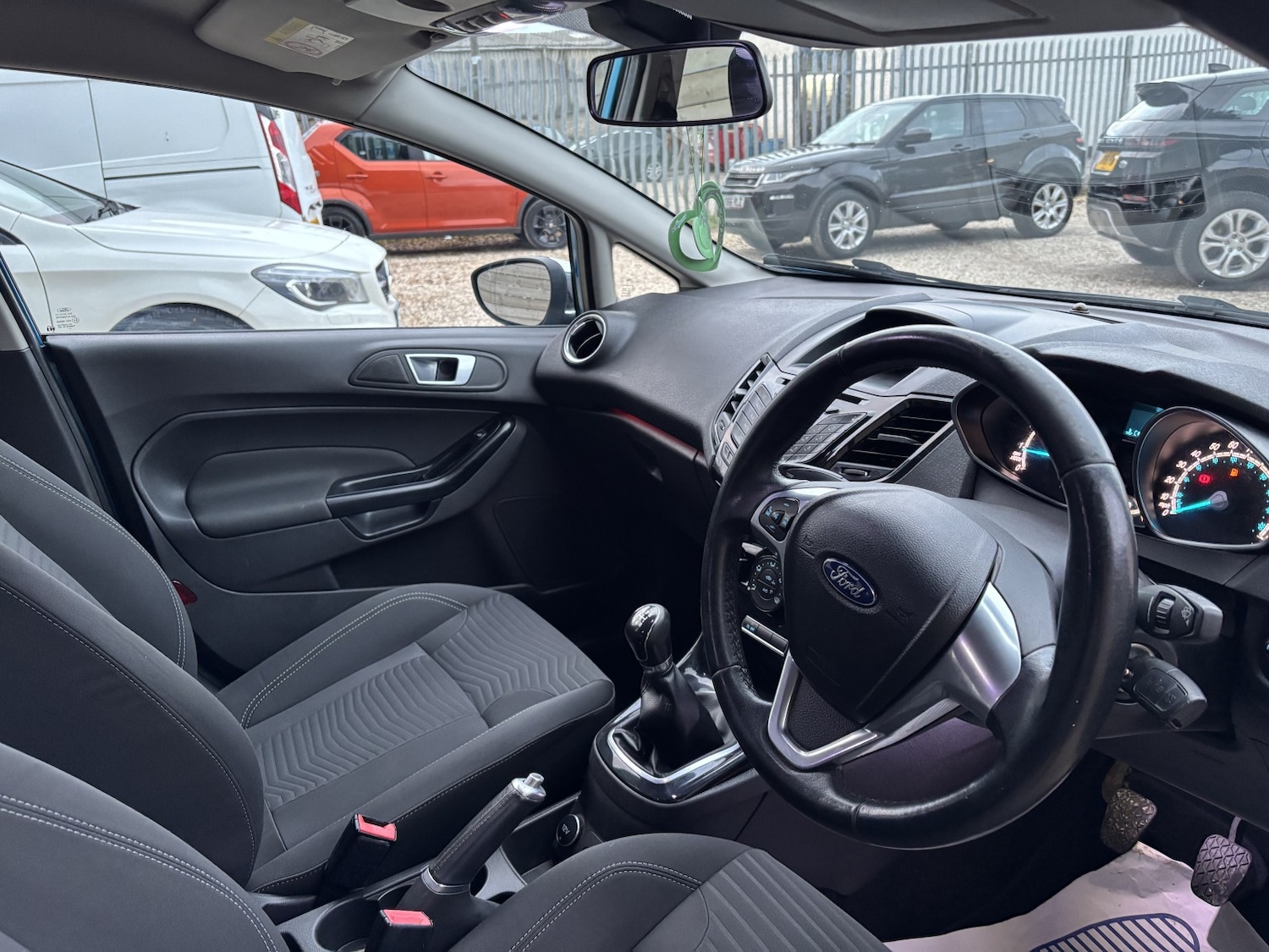 Used Ford Fiesta 2014 for sale - 76904685: Photo 8