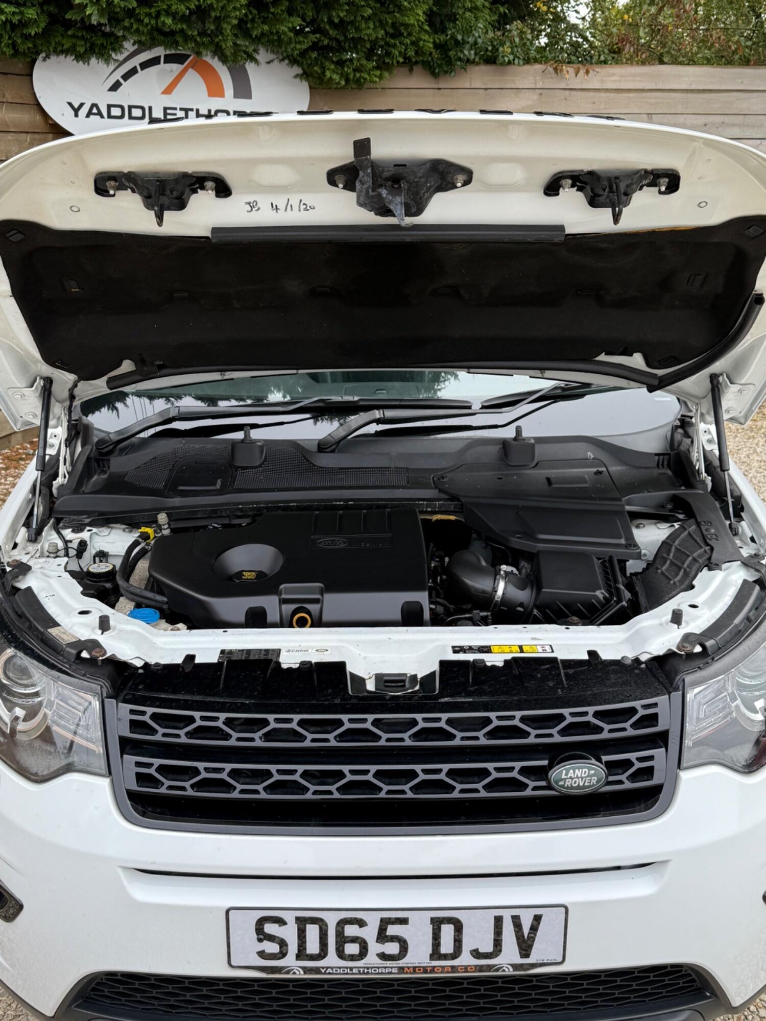 Used Land Rover Discovery Sport 2015 for sale - 75999970: Photo 15