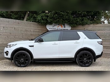 Used Land Rover Discovery Sport 2015 for sale - 75999970: Photo