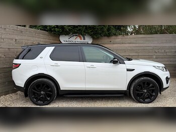 Used Land Rover Discovery Sport 2015 for sale - 75999970: Photo