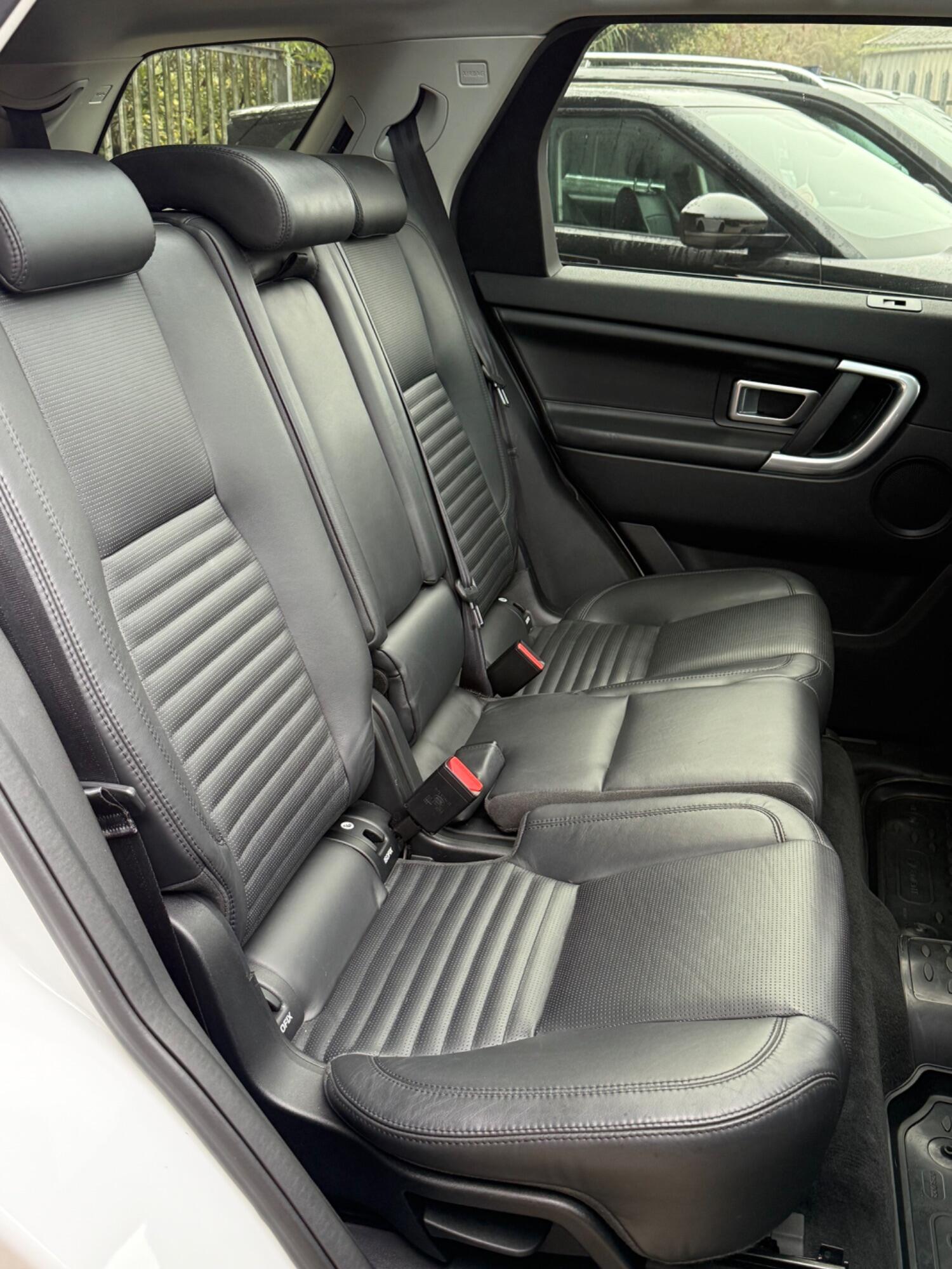 Used Land Rover Discovery Sport 2015 for sale - 75999970: Photo 5